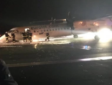 Βαρσοβία: Αεροσκάφος της LoT προσγειώθηκε με την κοιλιά